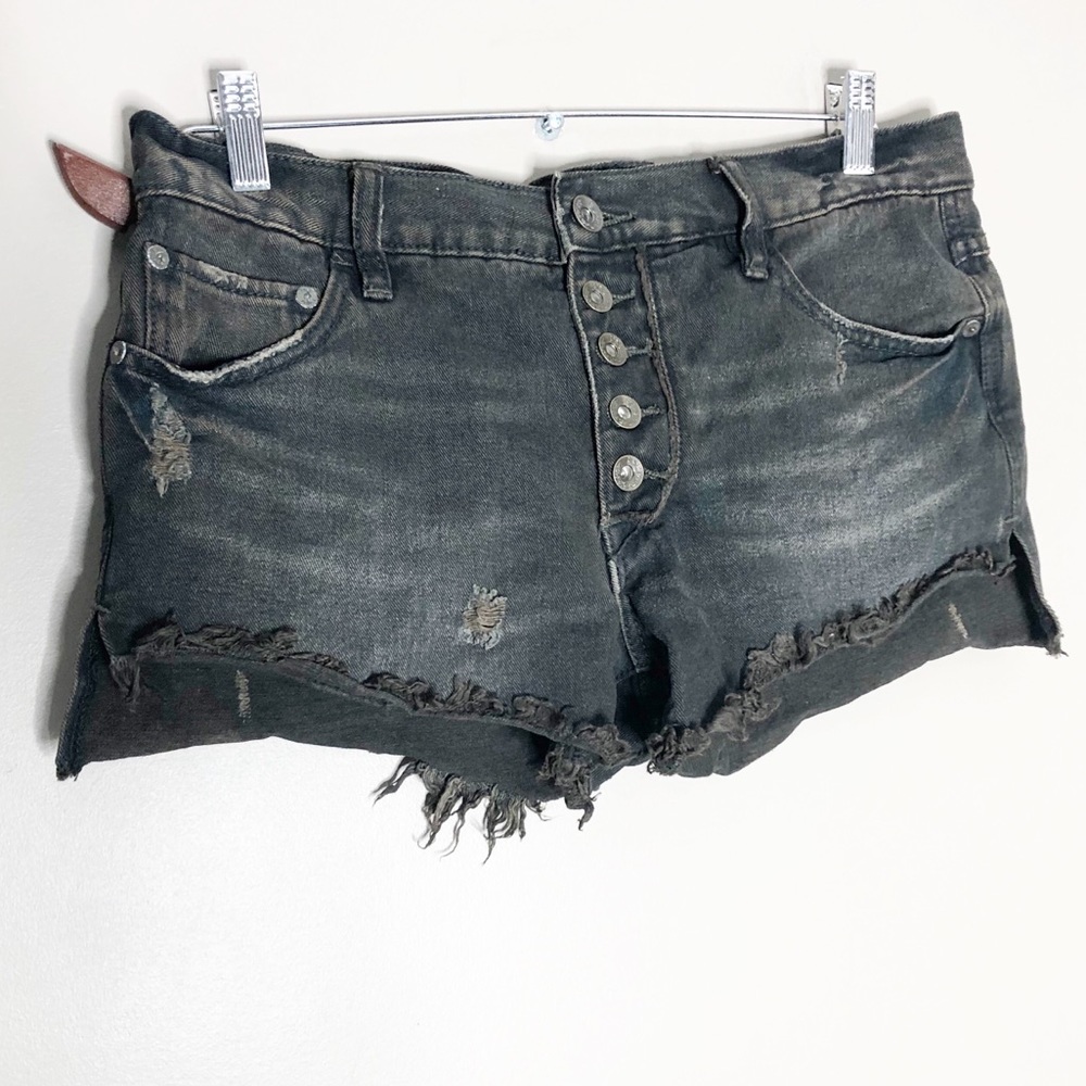 Free people runaway cutoff black distressed denim shorts size 26
